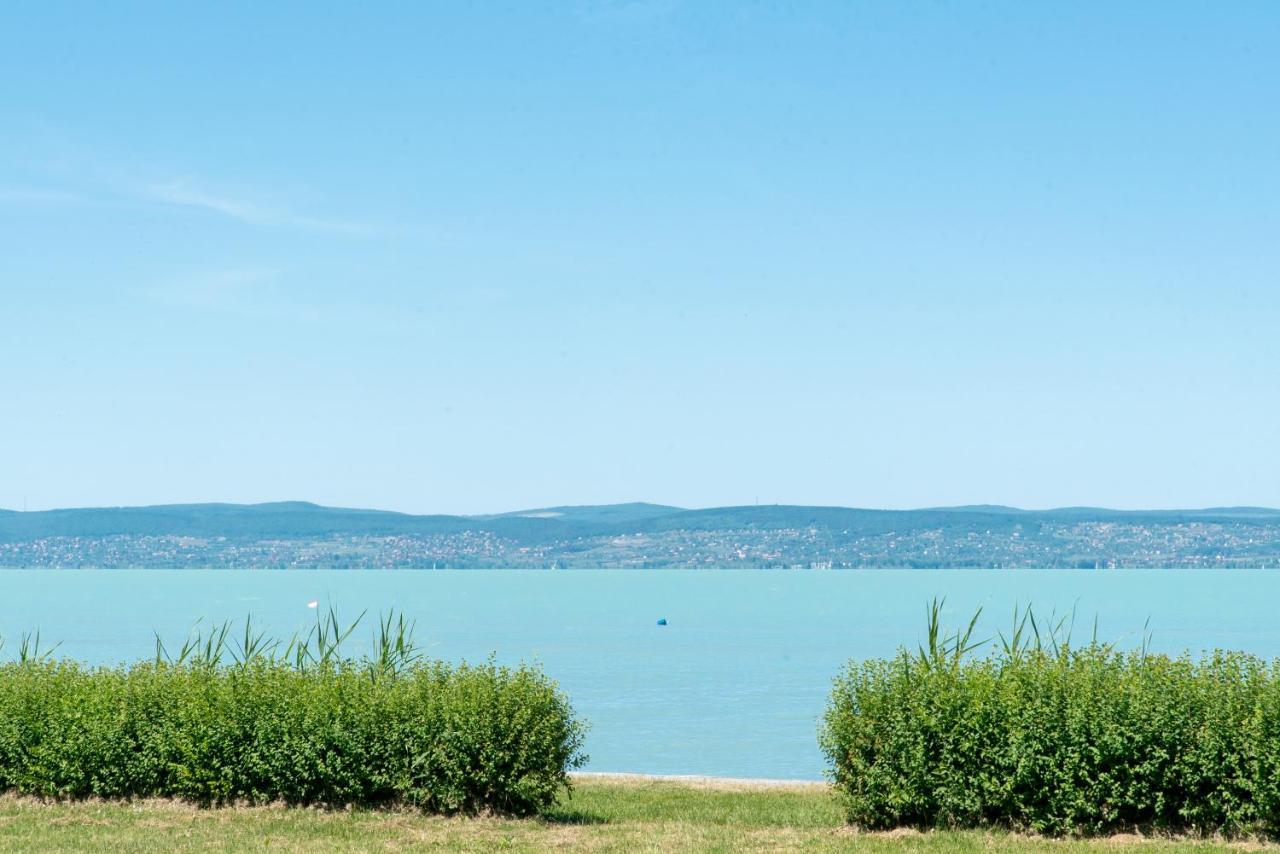 Balaton Lakeside Residence Шиофок Экстерьер фото